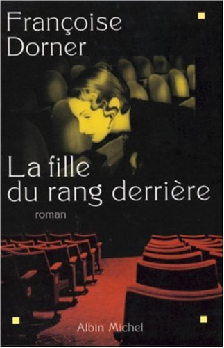 La fille du rang derrière